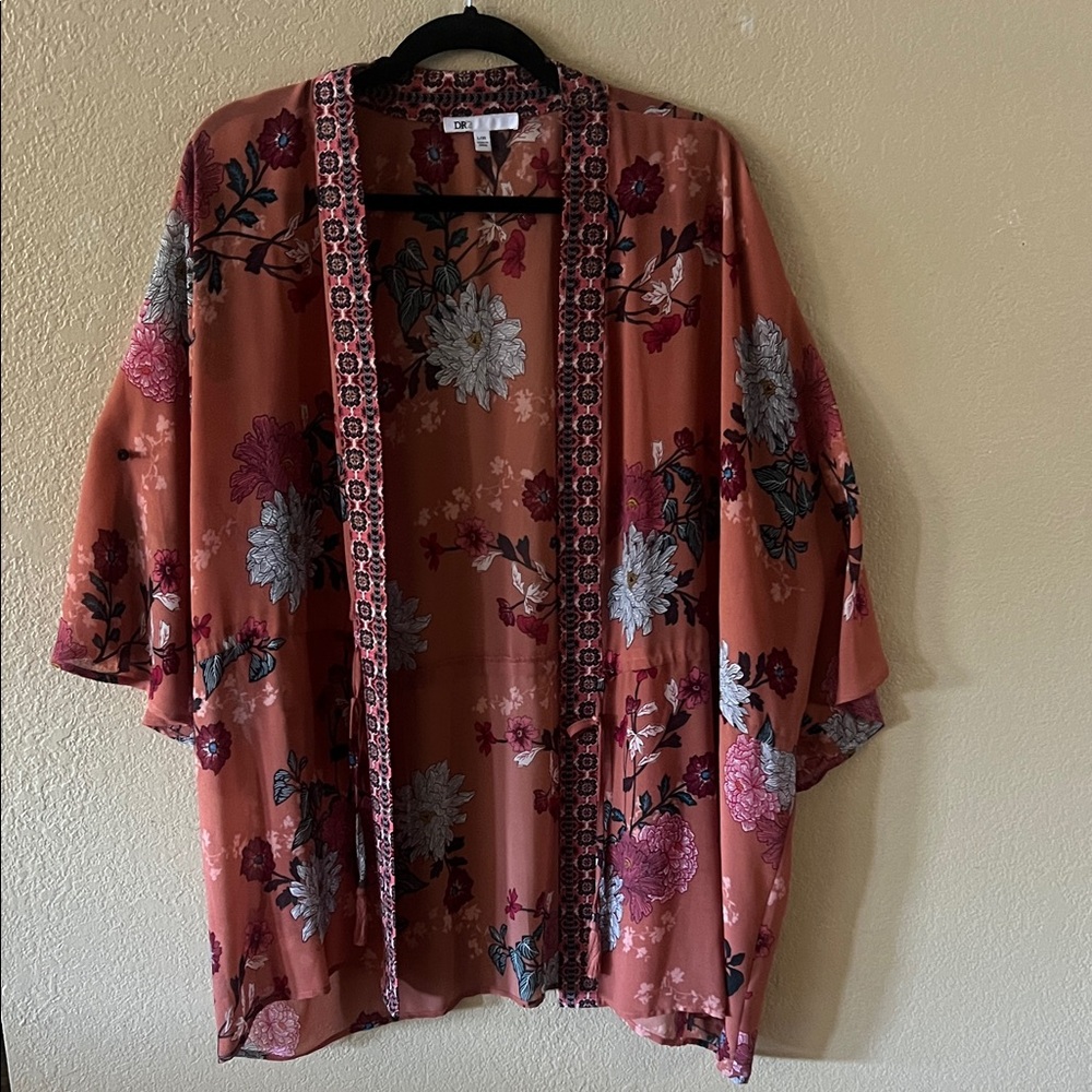 DR2 Floral Kimono with Red and Brown Accents